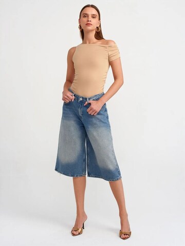 Dilvin Top in Beige