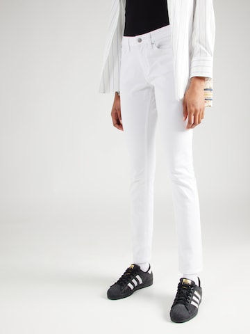 Coupe slim Jean QS en blanc : devant