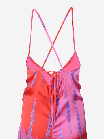 Nasty Gal Petite - Jumpsuit en rosa