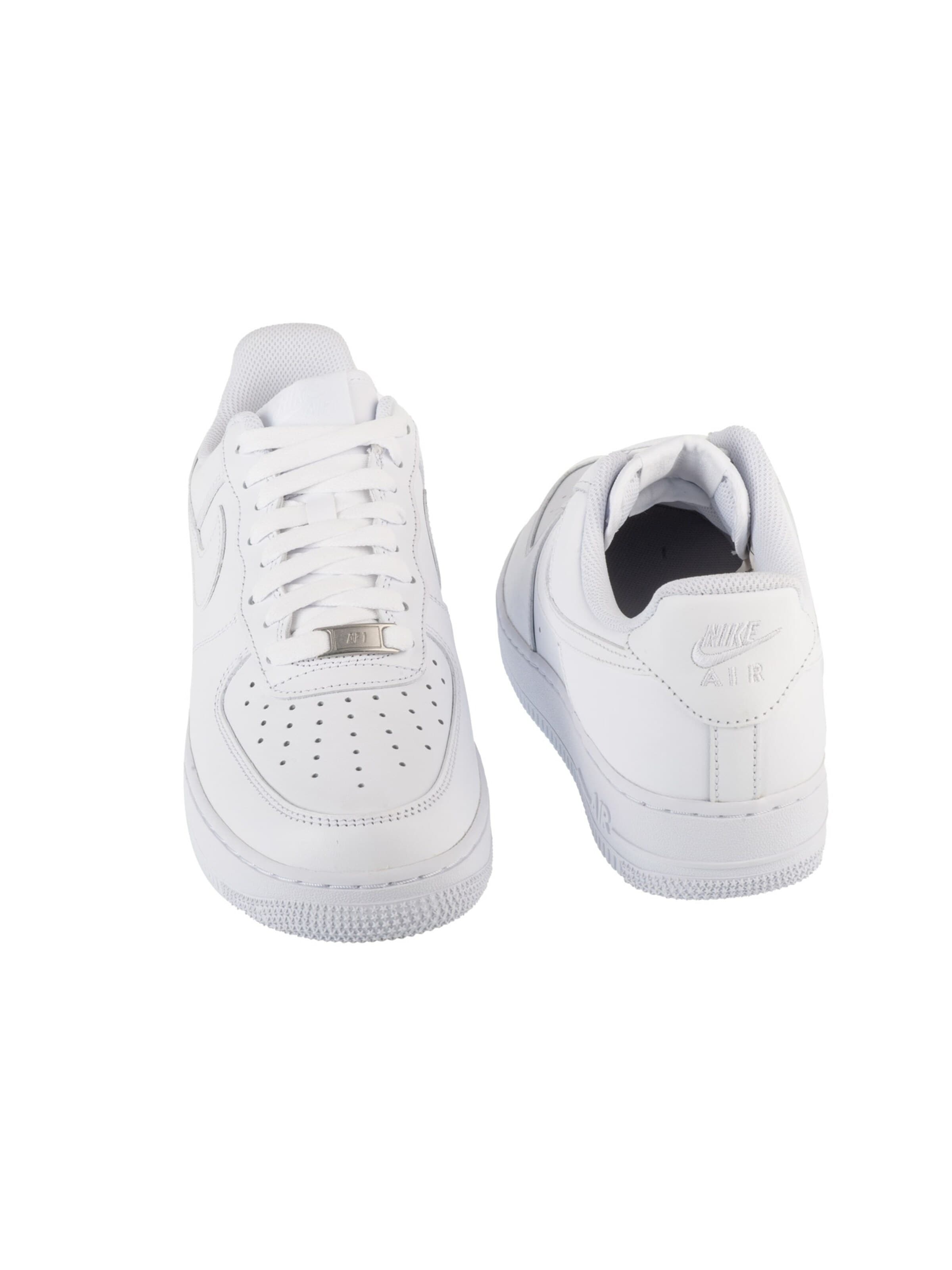 Baskets basses 'Nike Air Force 1 07' NIKE en blanc