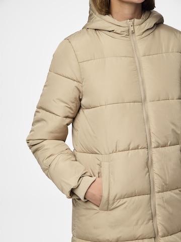 PIECES Wintermantel 'Bee' in Beige