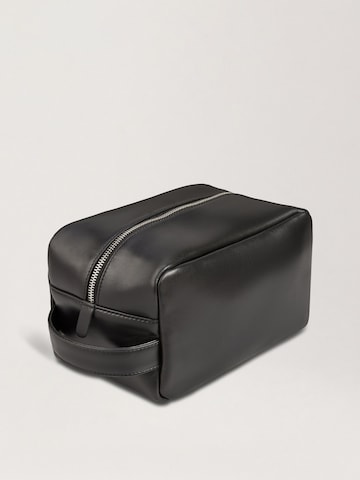 NEGOTIA Leather Toiletry Bag 'Mori' in Black