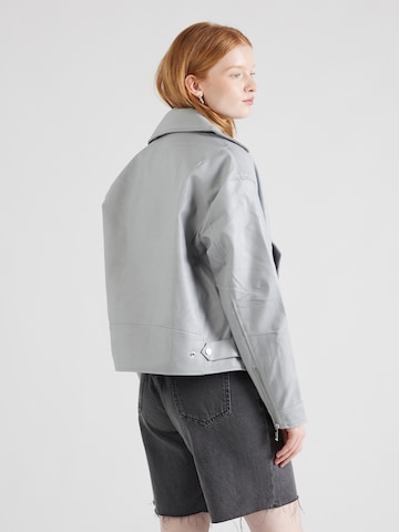 UNITED COLORS OF BENETTON Prehodna jakna | siva barva