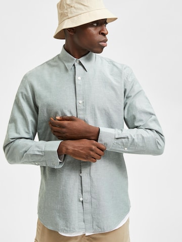 SELECTED HOMME Slim fit Button Up Shirt in Green