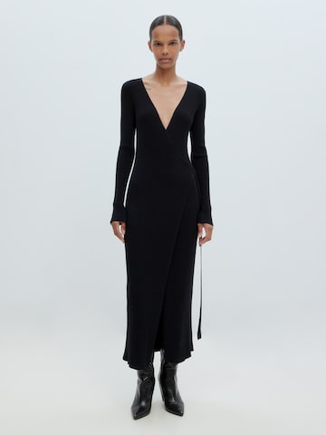 EDITED Úpletové šaty 'Mailien' – černá: přední strana