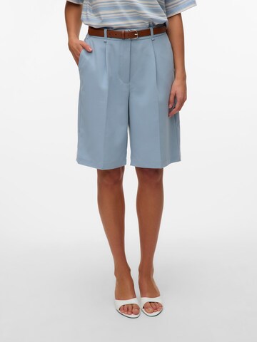 VERO MODA Loose fit Trousers with creases in Blue: front
