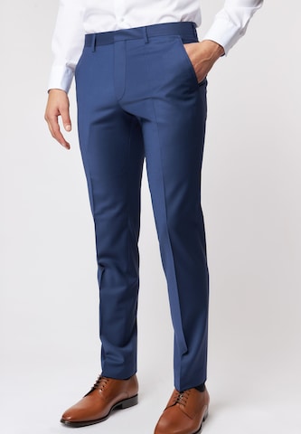 ROY ROBSON Slim fit Pleated Pants in Blue: front