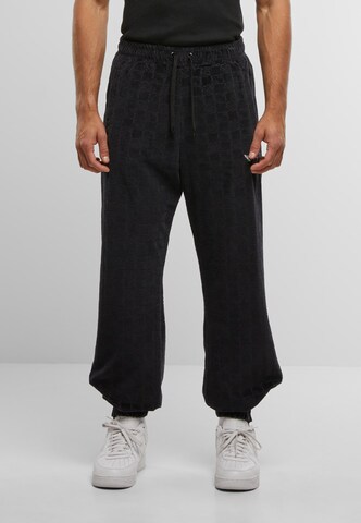 Carlo Colucci Tapered Hose in Schwarz