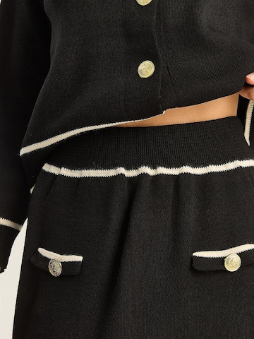 Bianco Lucci Workwear in Black