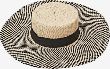 ESPRIT Hat in Beige: front