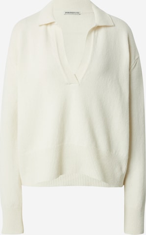 DRYKORN Sweater 'MONALIE' in White: front