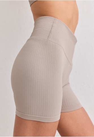 Skinny Pantalon de sport Aim'n en marron