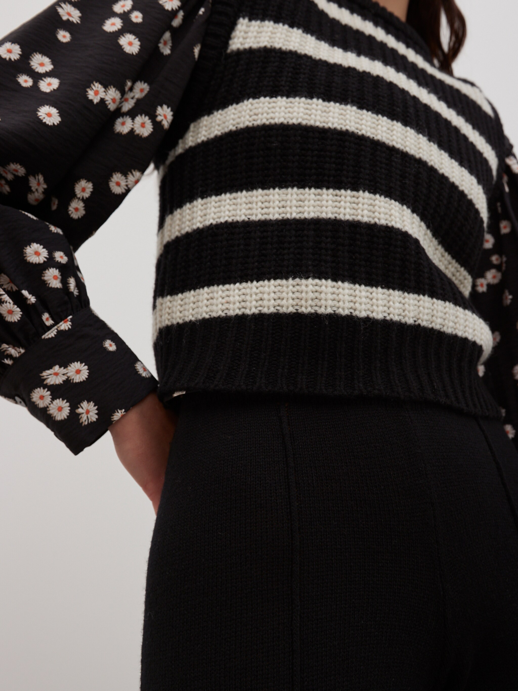 EDITED Produits Pull-over noir