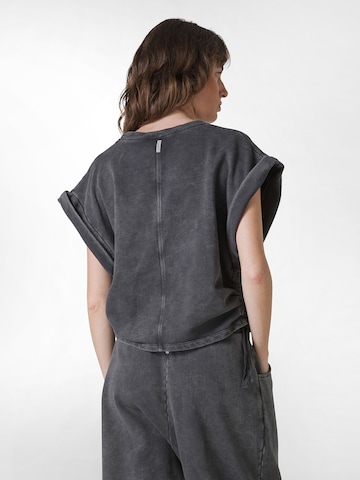 DEHA Sweatshirt in Schwarz