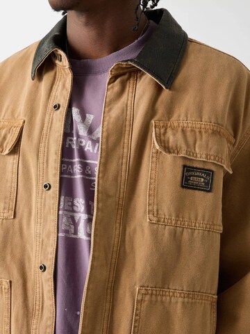 GUESS Between-Season Jacket in Beige