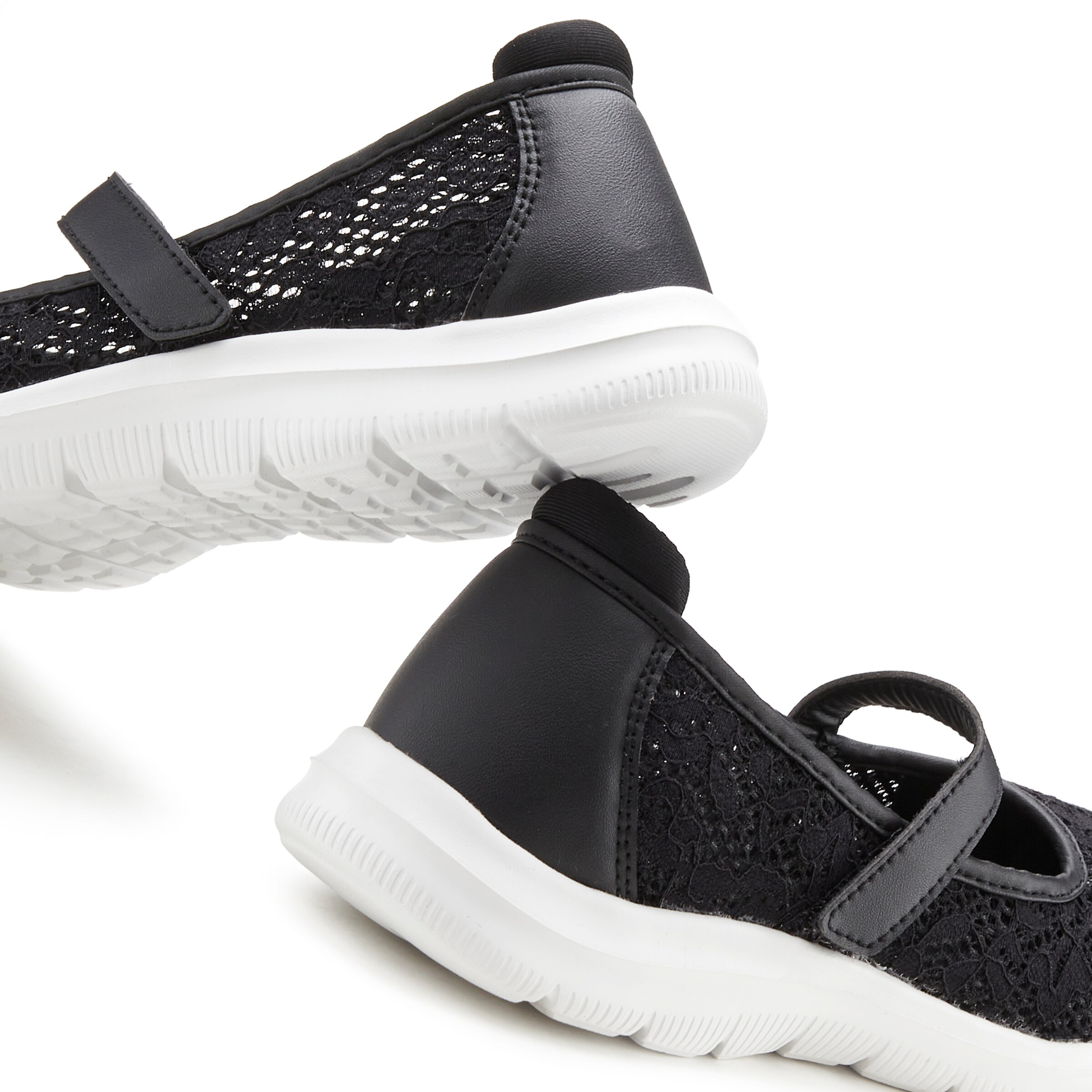 LASCANA Papuče - Čierna