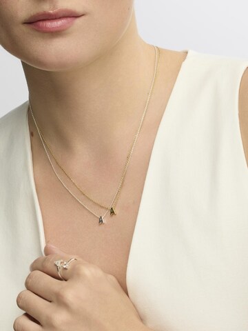 Luxenter - Colar 'A' em prata: frente