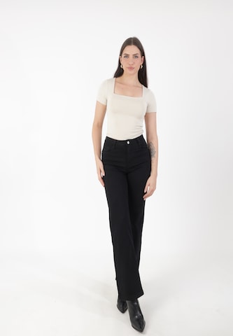 Elara Flared Jeans i sort