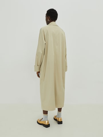 EDITED Trenchcoat 'Luna' in Beige