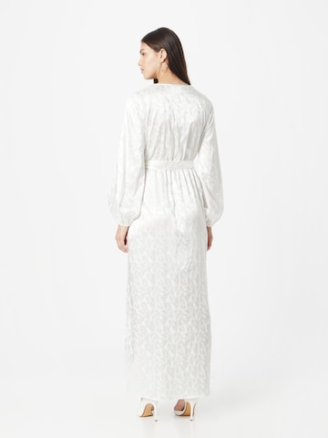 Robe de soirée 'LUMEN' Y.A.S en blanc