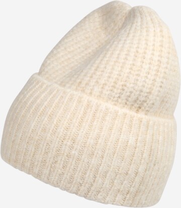 Moves Beanie in White: front