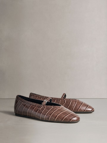 Next Ballerina met riempjes 'N. Premium' in Bruin