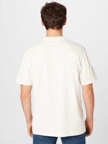 Lee T-Shirt in Beige