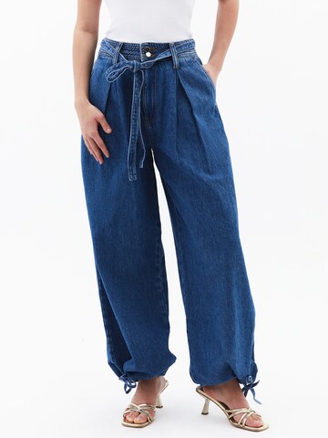 OXXO Baggy Jeans in Blue: front