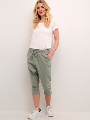 Loosefit Pantalon 'CR Beky' Cream en vert