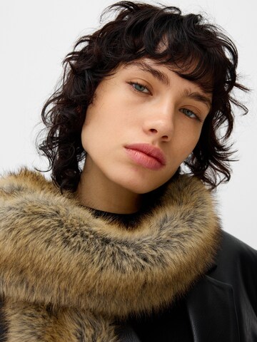 Écharpe Bershka en beige