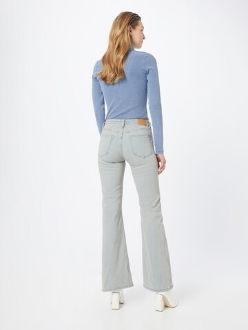 WEEKDAY Flared Jeans 'Flame' in Blau