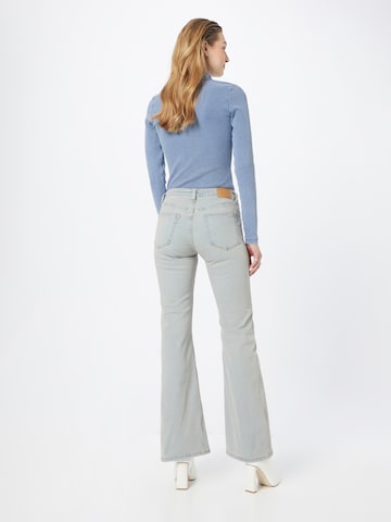 WEEKDAY Flared Jeans 'Flame' in Blauw