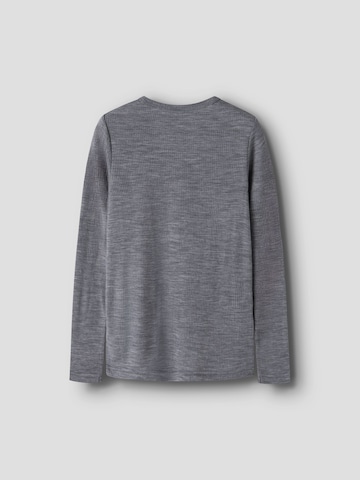 Maglietta di NAME IT in grigio