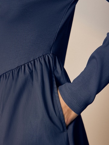 Robe Next en bleu