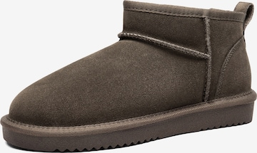 Dream Pairs Boots in Grey: front