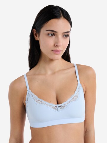 ETAM BH in Blauw: voorkant