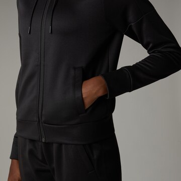 THE NORTH FACE Athletic Zip-Up Hoodie in Black