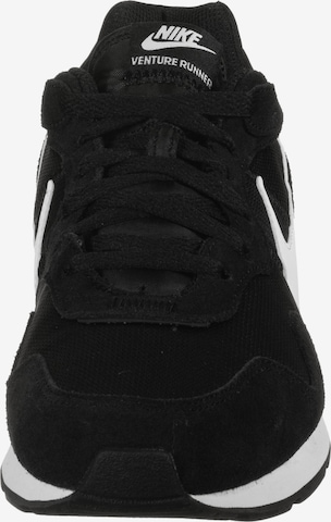 Sneaker low 'Venture Runner' de la Nike Sportswear pe negru