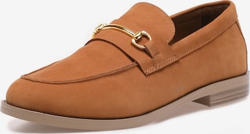 Chaussure basse INUOVO en marron : devant