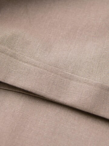 Coupe slim Pantalon 'Quintessence' Ombre en beige