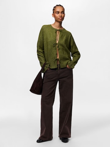 Cardigan 'SALLY' PIECES en vert