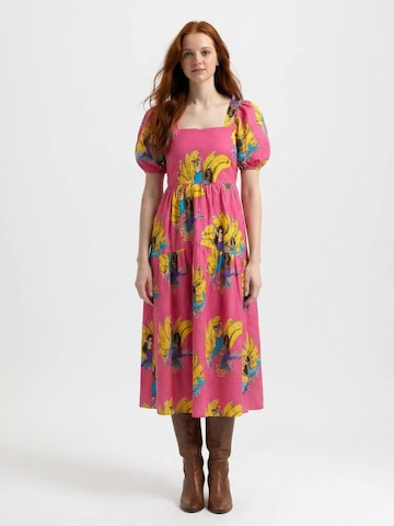 Shop Karey Kleid 'Bananita'‌‌‌ in Pink