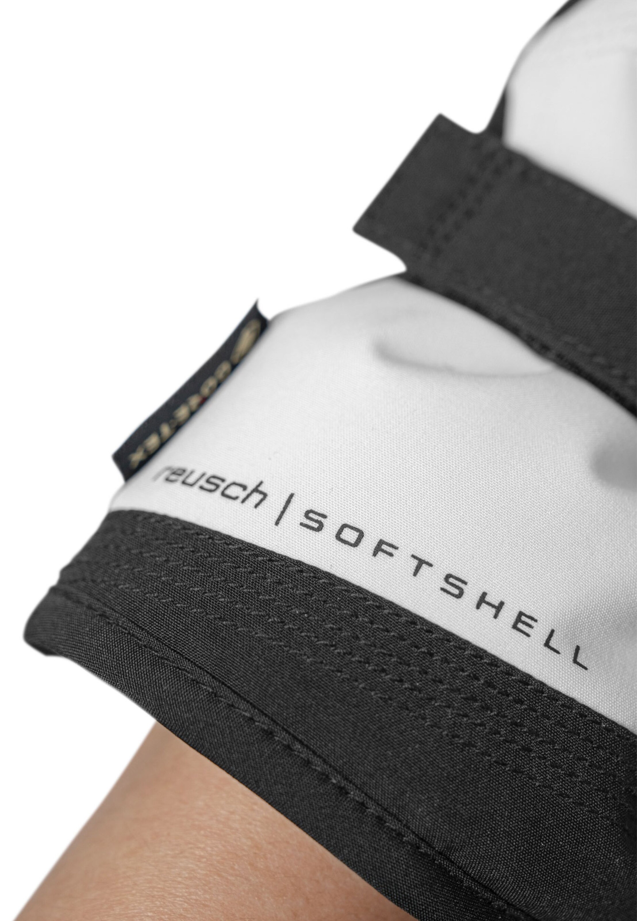 REUSCH Athletic Gloves 'Susan GORE-TEX' in Black