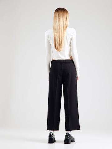 Wide leg Pantaloni cu dungă de la MORE & MORE pe negru