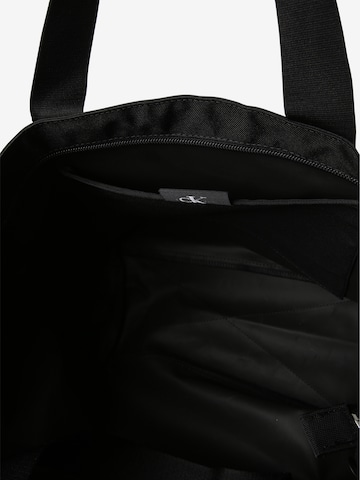 Calvin Klein Jeans - Shopper en negro