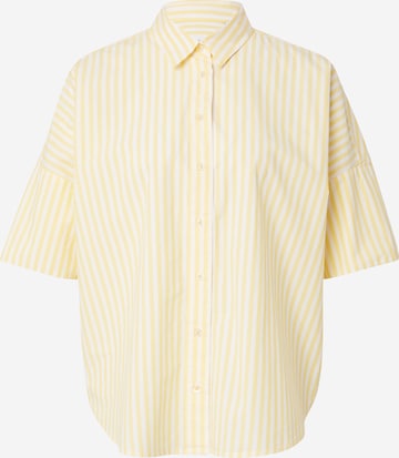 Emily Van Den Bergh Blouse in Yellow: front