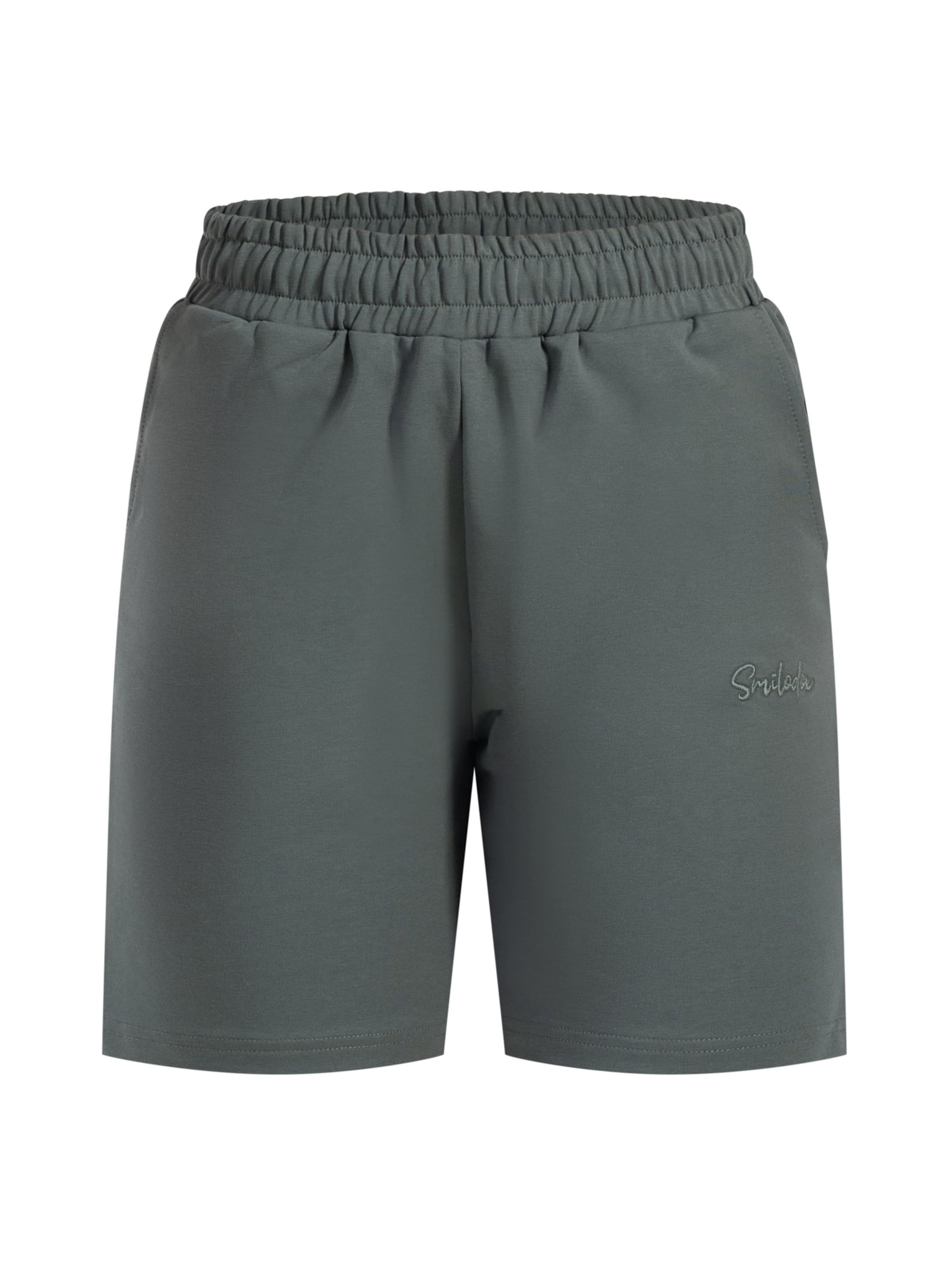 Smilodox Shorts ' Nurya ' in Grün: Vorderseite