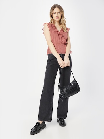 ABOUT YOU Blouse 'Ludmilla' in Roze