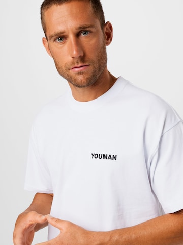 Youman T-shirt 'Flemming' i vit