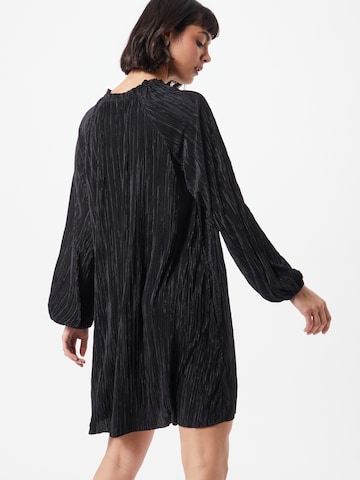 Banana Republic Tunic in Black